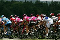 Fahrerfeld von hinten
GP des Kantons Aargau, UCI Europe Tour  2005
[� by J�rgen Burkhardt, B�renhofstra�e 25, 70771 Leinfelden-Echterdingen. Telefon 0711/791424, Fax 0711/791437.Postbank Stuttgart(BLZ 600 100 70) Konto 234130-708) www.radsportfoto.de. Bitte zwei Belegexemplare zusenden. Nutzung ist honorarpflichtig gemaess MFM zzgl. 16% MWSt. Drittrechte sind nicht geklaert. NO MODEL RELEASE. Jede Weitergabe dieses Materials an Dritte ohne ausdrueckliche Genehmigung ist untersagt.]

