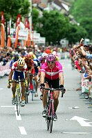 Jan Ullrich wird 5. beim 
GP Schwarzwald 2005
[� by J�rgen Burkhardt, B�renhofstra�e 25, 70771 Leinfelden-Echterdingen. Telefon 0711/791424, Fax 0711/791437.Postbank Stuttgart(BLZ 600 100 70) Konto 234130-708) www.radsportfoto.de. Bitte zwei Belegexemplare zusenden. Nutzung ist honorarpflichtig gemaess MFM zzgl. 16% MWSt. Drittrechte sind nicht geklaert. NO MODEL RELEASE. Jede Weitergabe dieses Materials an Dritte ohne ausdrueckliche Genehmigung ist untersagt.]

