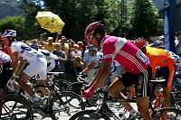 12. Etappe Briancon - Digne-les-Bains
Jan Ullrich beim Start in Briancon
[� by J�rgen Burkhardt, B�renhofstra�e 25, 70771 Leinfelden-Echterdingen. Telefon 0711/791424, Fax 0711/791437.Postbank Stuttgart(BLZ 600 100 70) Konto 234130-708) www.radsportfoto.de. Bitte zwei Belegexemplare zusenden. Nutzung ist honorarpflichtig gemaess MFM zzgl. 16% MWSt. Drittrechte sind nicht geklaert. NO MODEL RELEASE. Jede Weitergabe dieses Materials an Dritte ohne ausdrueckliche Genehmigung ist untersagt.]


