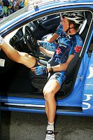 Etappe Grenoble - Courchevel
J�rg Jaksche; Liberty Seguros - W�rth Team entspannt vor dem Start
[� by J�rgen Burkhardt, B�renhofstra�e 25, 70771 Leinfelden-Echterdingen. Telefon 0711/791424, Fax 0711/791437.Postbank Stuttgart(BLZ 600 100 70) Konto 234130-708) www.radsportfoto.de. Bitte zwei Belegexemplare zusenden. Nutzung ist honorarpflichtig gemaess MFM zzgl. 16% MWSt. Drittrechte sind nicht geklaert. NO MODEL RELEASE. Jede Weitergabe dieses Materials an Dritte ohne ausdrueckliche Genehmigung ist untersagt.]

