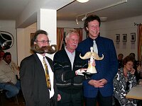 Ausstellung Bart" Er?ffnung am 19. M?rz 2004 im Leinfelder Haus in Leinfelden durch Oberb?rgermeister Roland Klenk und J?rgen Burkhardt, Pr?sident und " von Bart & Kultur Club Moustache" e.V